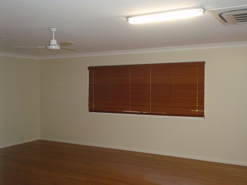 106 Lyons Street, Mundubbera QLD 4626