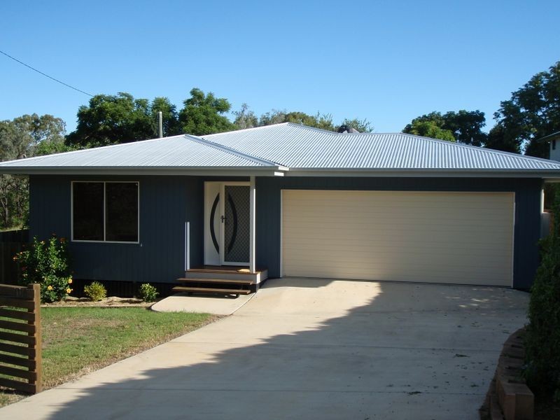 106 Lyons Street, Mundubbera QLD 4626