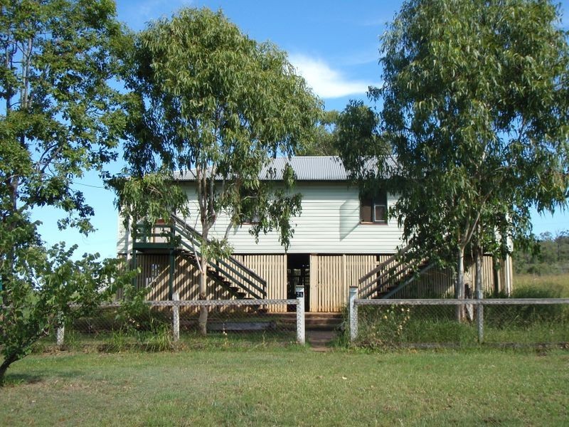 25 Mount Rose Street, Eidsvold QLD 4627