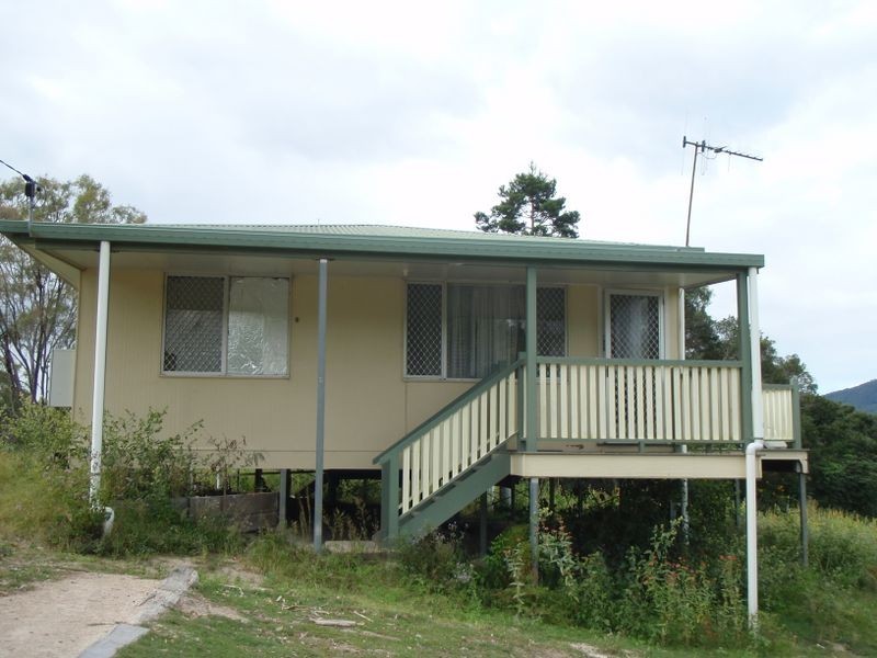 10 Province Street, Mount Perry QLD 4671