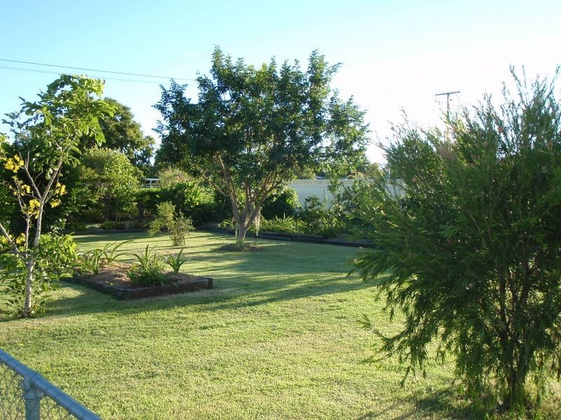 27 Landy Street, Mundubbera QLD 4626