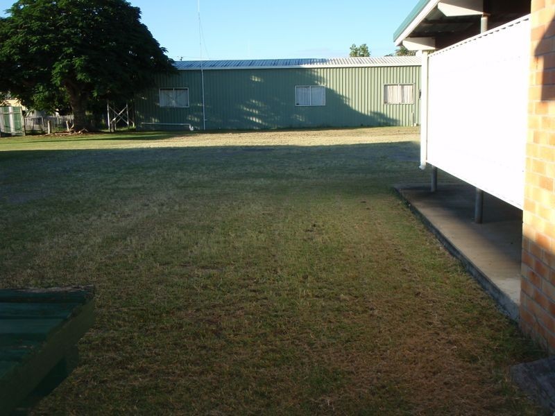 23 Edward Street, Biggenden QLD 4621