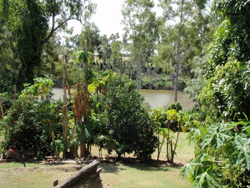 7-9 Old Maryborough Road, Gayndah QLD 4625