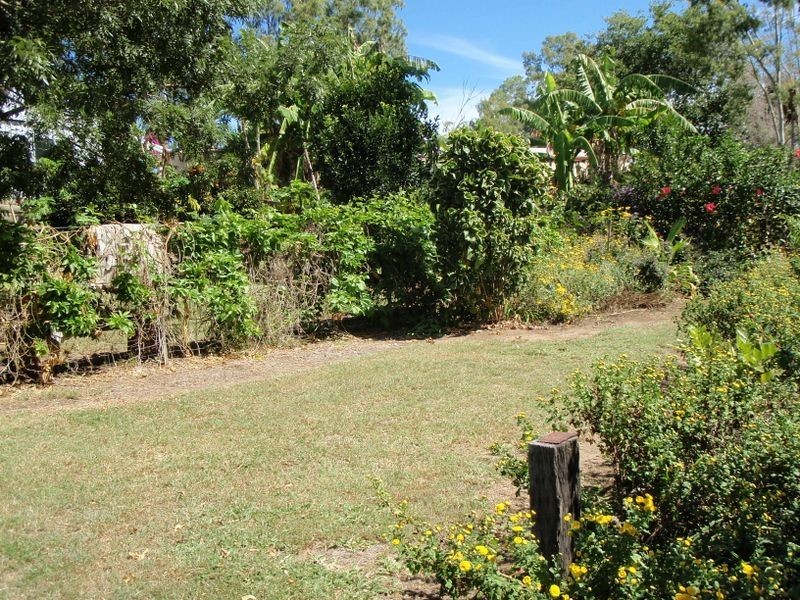 7-9 Old Maryborough Road, Gayndah QLD 4625