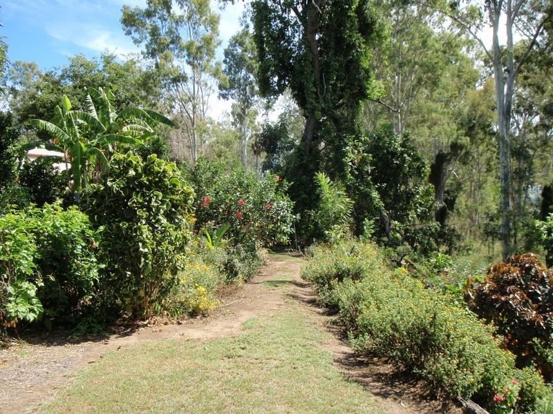 7-9 Old Maryborough Road, Gayndah QLD 4625