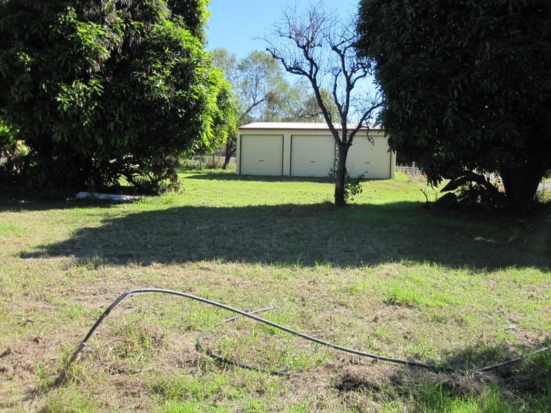 14 Heusman Street, Mount Perry QLD 4671