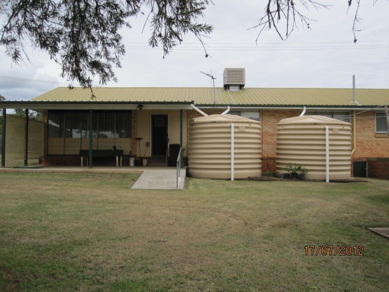30 Maud Street, Gayndah QLD 4625