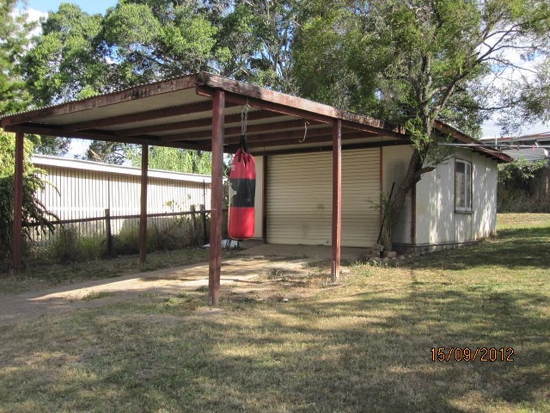 36 George Street, Biggenden QLD 4621