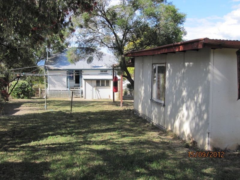 36 George Street, Biggenden QLD 4621