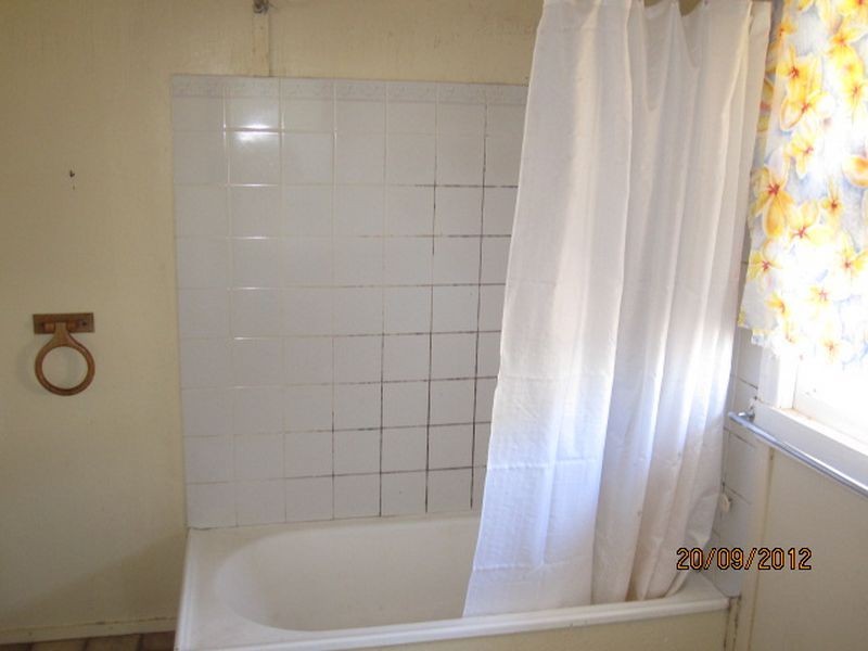 77 Fielding Street, Gayndah QLD 4625