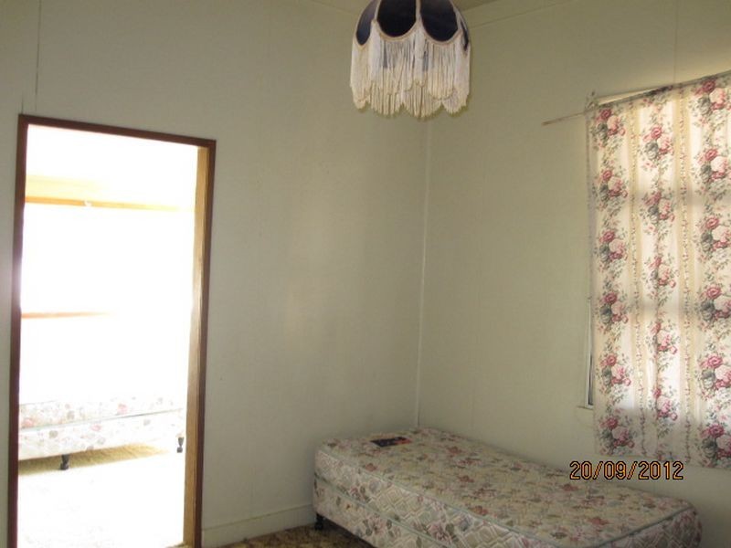 77 Fielding Street, Gayndah QLD 4625