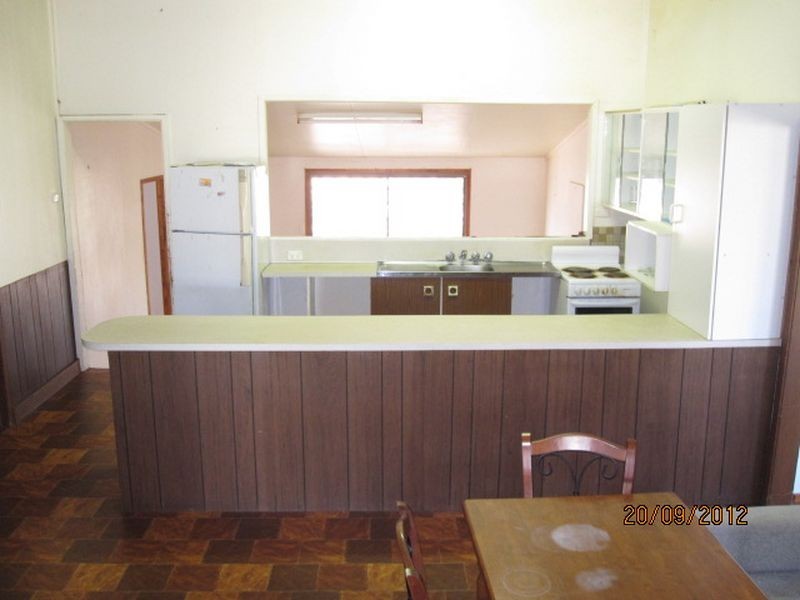 77 Fielding Street, Gayndah QLD 4625