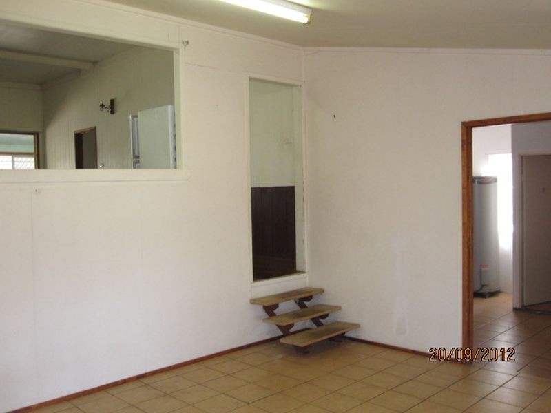 77 Fielding Street, Gayndah QLD 4625