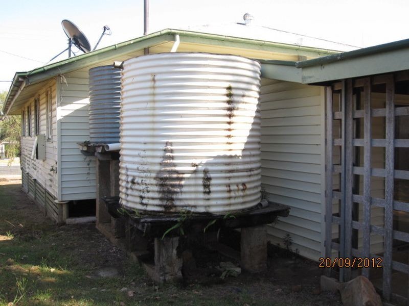 77 Fielding Street, Gayndah QLD 4625