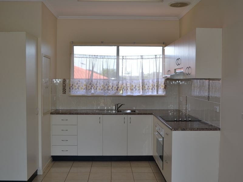 68 Barrow Street, Gayndah QLD 4625