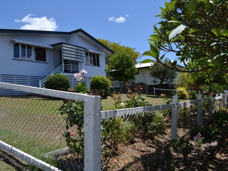 48 Porter St, Gayndah QLD 4625