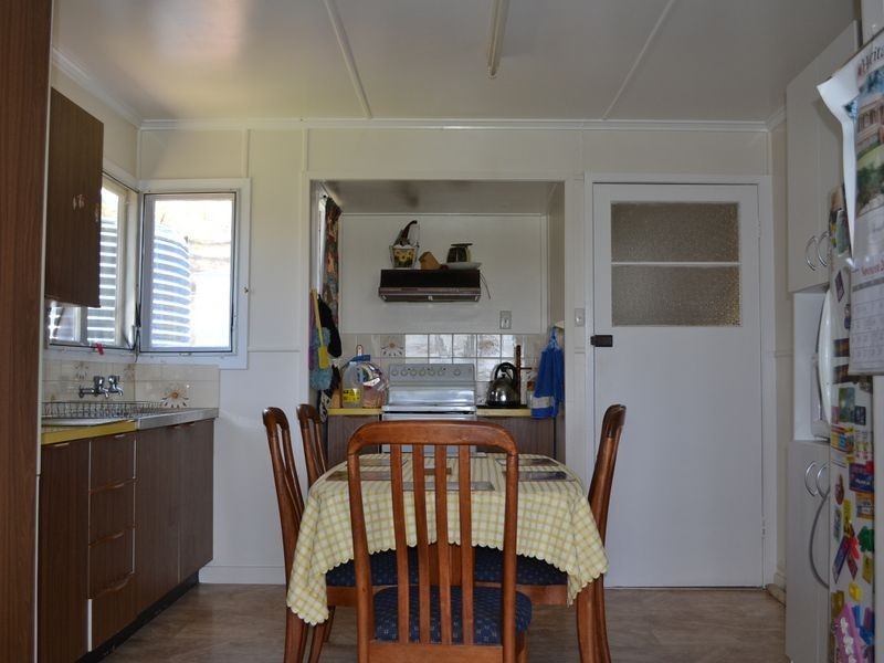 48 Porter St, Gayndah QLD 4625