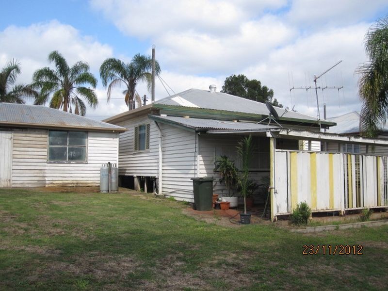 65 Moreton Street, Eidsvold QLD 4627