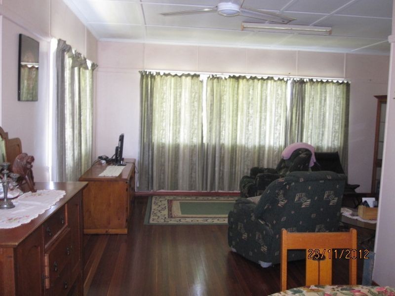 93 Lyons Street, Mundubbera QLD 4626