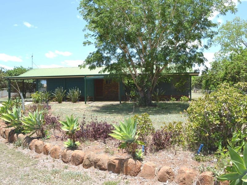 38 Maud Street, Gayndah QLD 4625