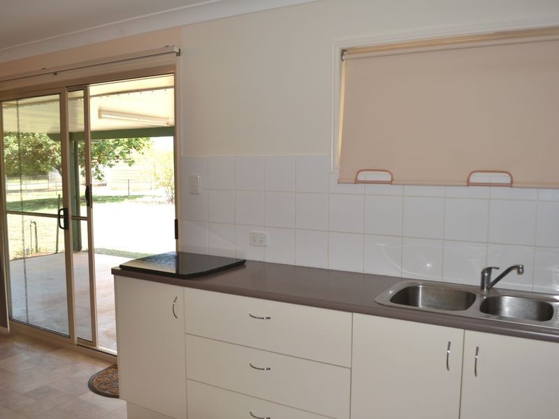 38 Maud Street, Gayndah QLD 4625