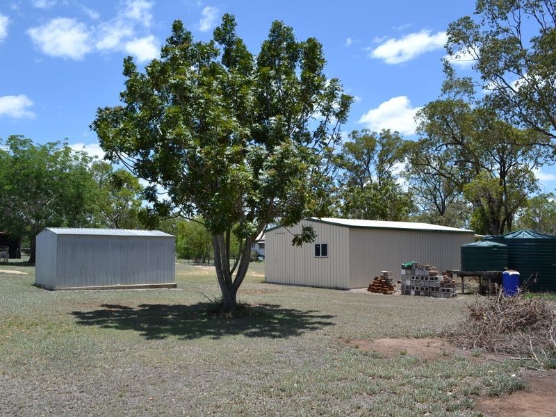 38 Maud Street, Gayndah QLD 4625