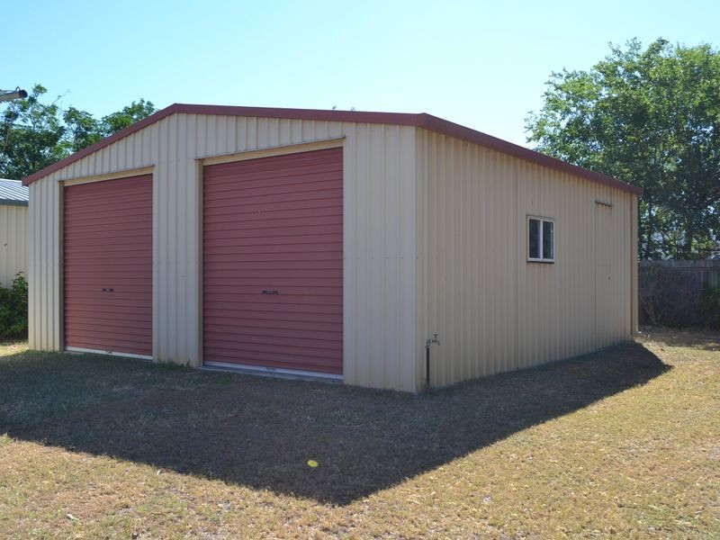 18 Spencer St, Gayndah QLD 4625