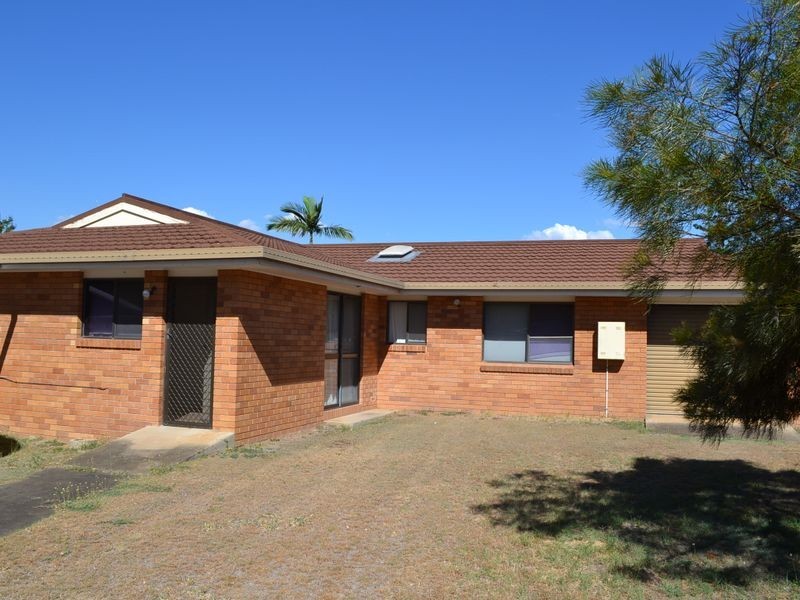18 Spencer St, Gayndah QLD 4625