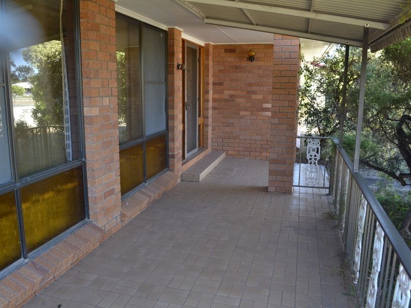 18 Spencer St, Gayndah QLD 4625