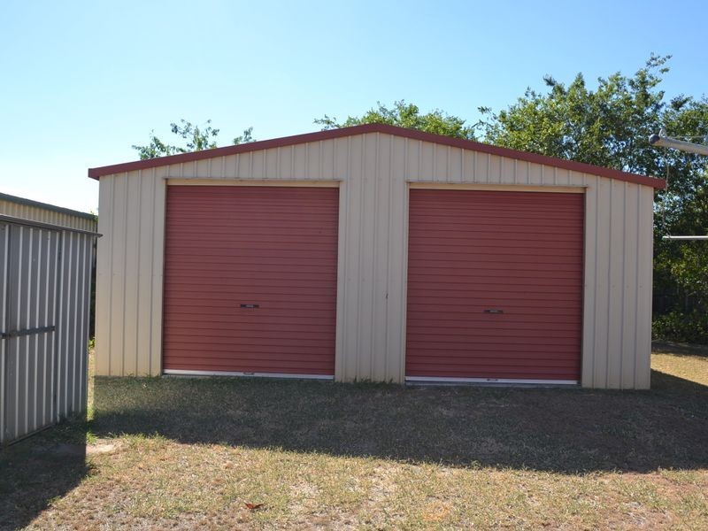 18 Spencer St, Gayndah QLD 4625