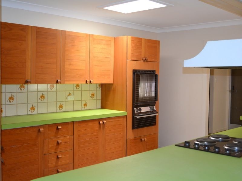 18 Spencer St, Gayndah QLD 4625