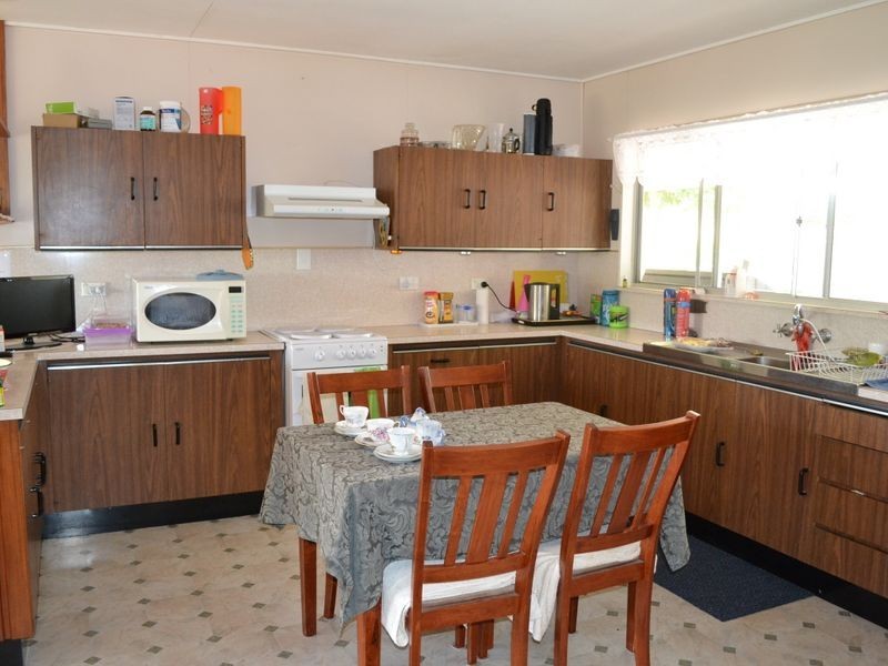 16 East Maud Street, Gayndah QLD 4625