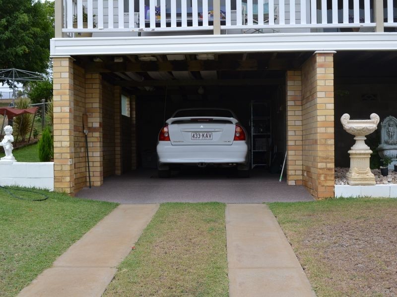 16 East Maud Street, Gayndah QLD 4625