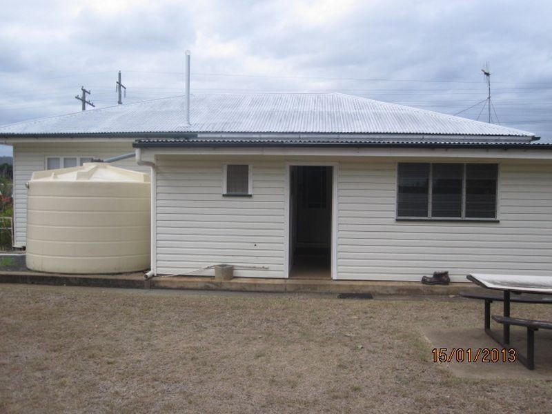 14 Porter Street, Gayndah QLD 4625