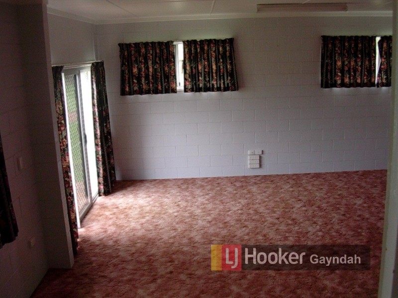 1 Main Street, Coalstoun Lakes QLD 4621