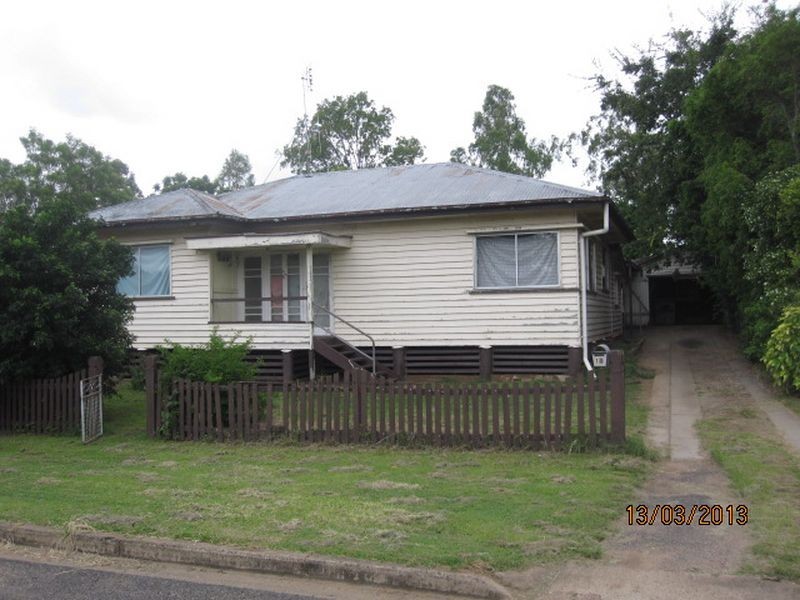 13 Boyd Street, Gayndah QLD 4625