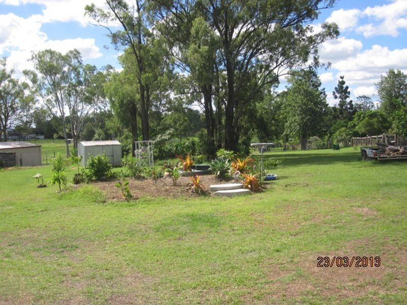 49 Edward Street, Biggenden QLD 4621