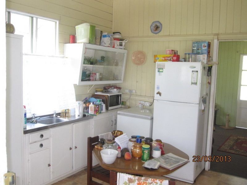 49 Edward Street, Biggenden QLD 4621