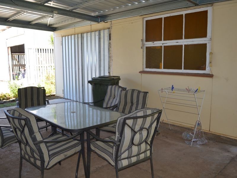 17 Arthur St, Gayndah QLD 4625