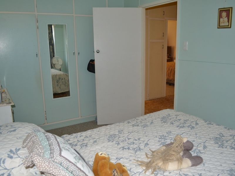 17 Arthur St, Gayndah QLD 4625