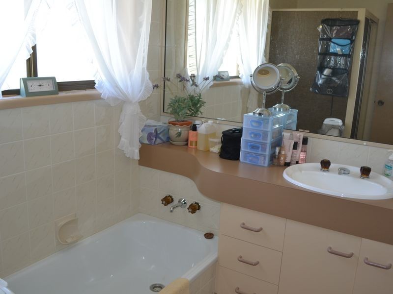 29 Maud Street, Gayndah QLD 4625