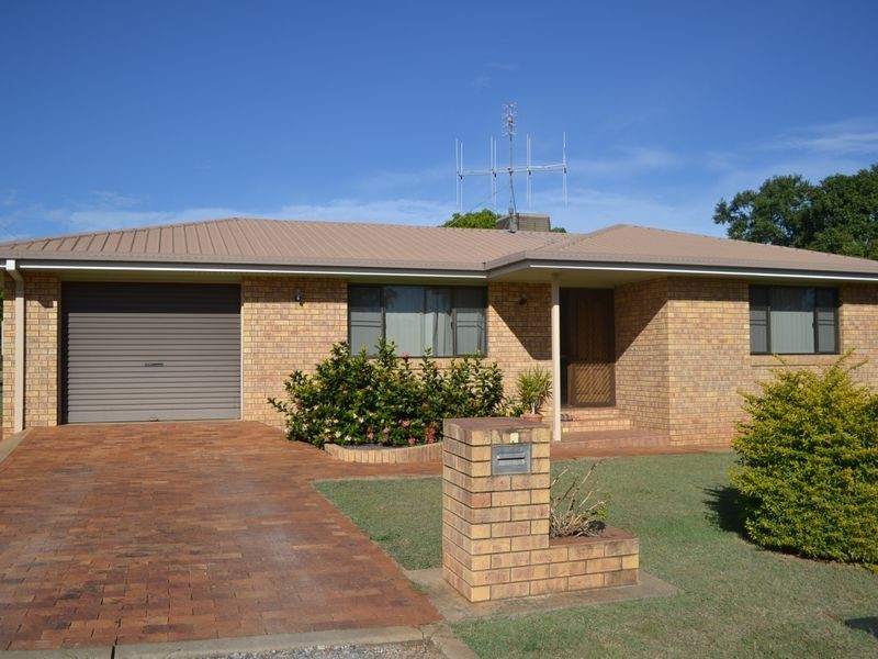 29 Maud Street, Gayndah QLD 4625