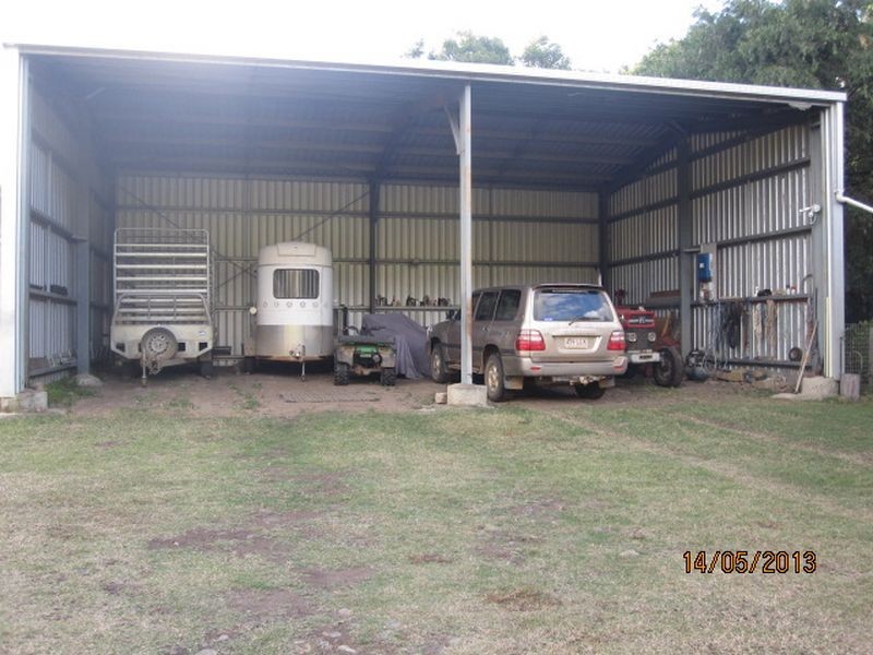 Coalstoun Lakes QLD 4621