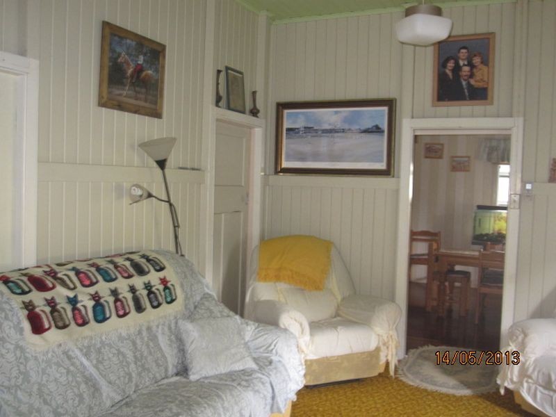 Coalstoun Lakes QLD 4621