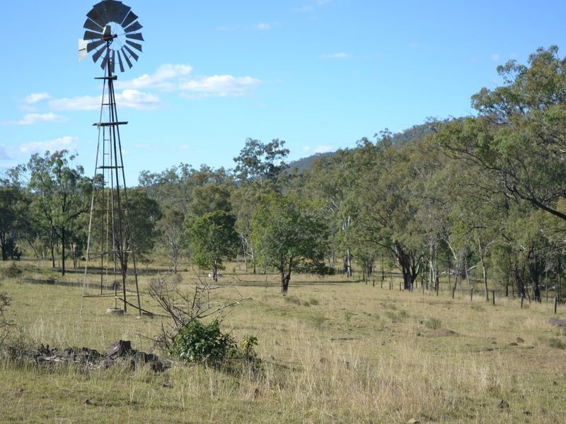 1260 Deep Creek Road, Coalstoun Lakes QLD 4621