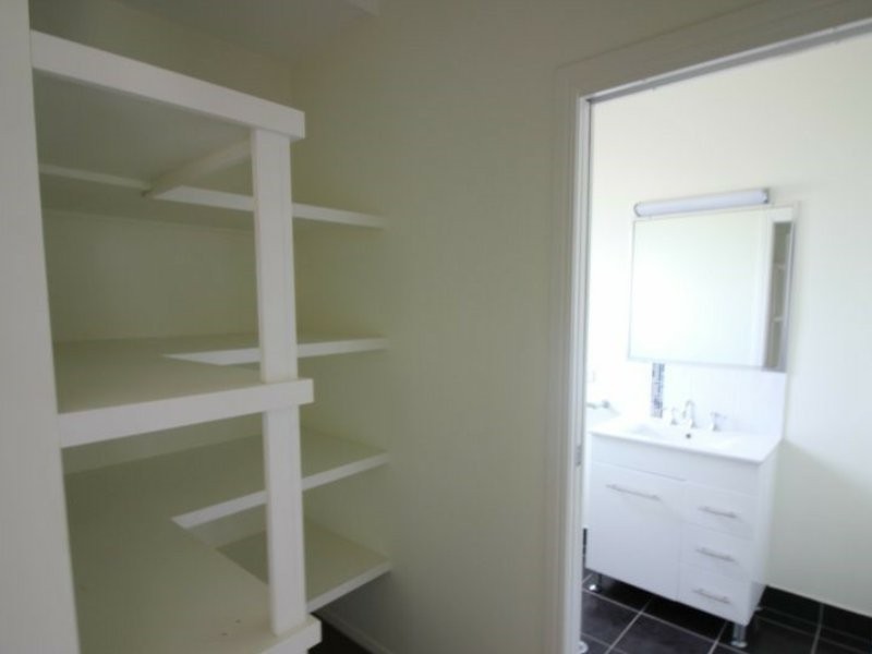 18 Horton Street, Biggenden QLD 4621