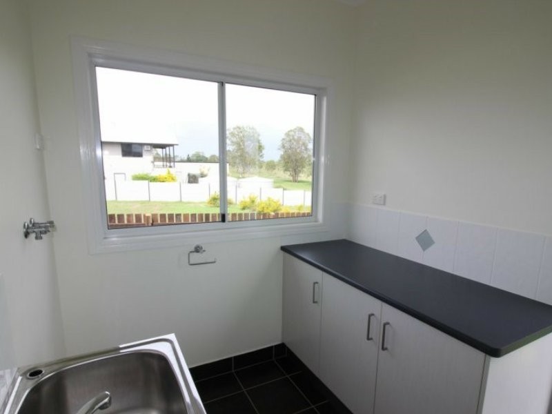 18 Horton Street, Biggenden QLD 4621