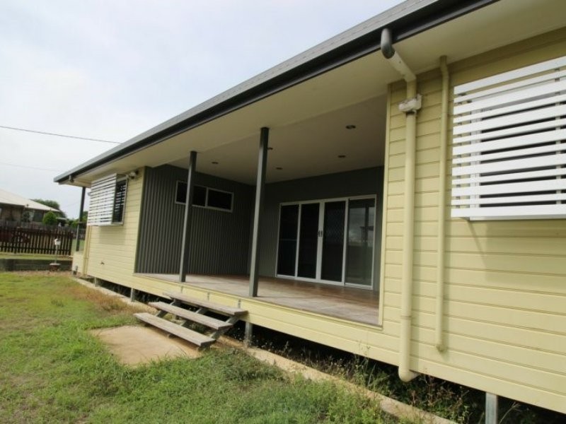 18 Horton Street, Biggenden QLD 4621