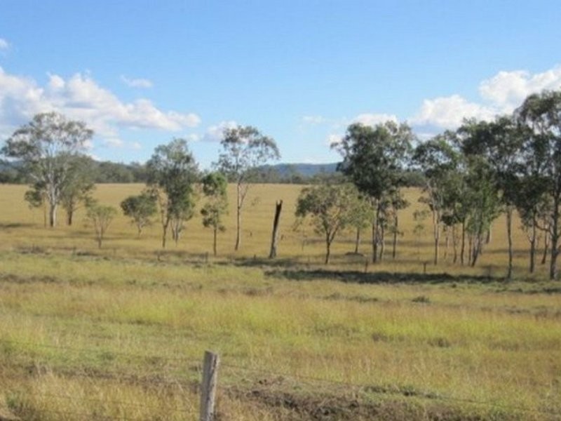 18 Horton Street, Biggenden QLD 4621