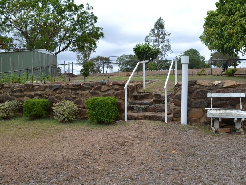 16 East Maud Street, Gayndah QLD 4625